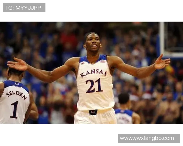 霍华德健康的恩比德是唯一能1v1给奥尼尔制造麻烦的球员 霍华德健康的恩比德是唯一能1v1给奥尼尔制造麻烦的球员