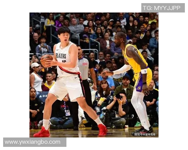 开拓者大胜勇士却让小杨陷入危机？名记一句话点出杨瀚森当下困境