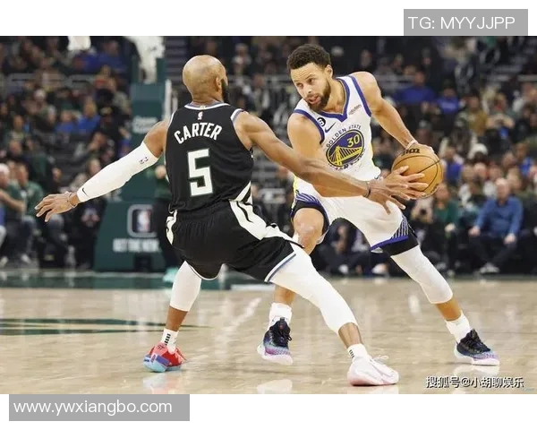 勇士科尔不断尝试阵容，导致连续输球，库里追梦怎么看？